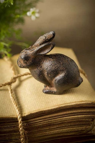 Small Cast Iron Rabbit