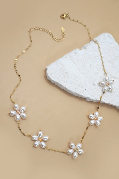 18K Stainless Steel Tarnish Pearl Flower Necklace
