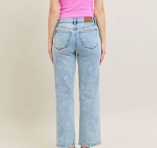 HW Stone Wash Straight Fit Judy Blues