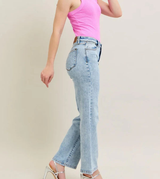 HW Stone Wash Straight Fit Judy Blues