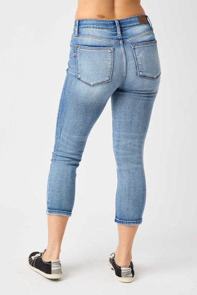 Mid Rise Capri Jeans