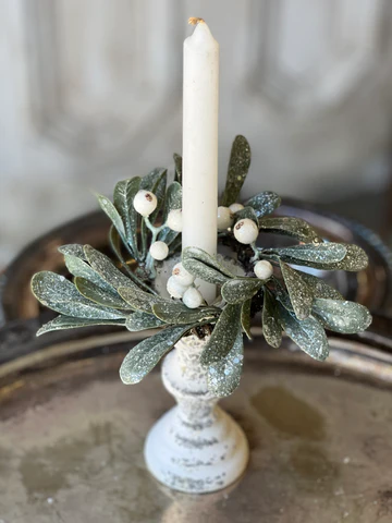 2.5” Ice Kissed Mistletoe Candle Ring