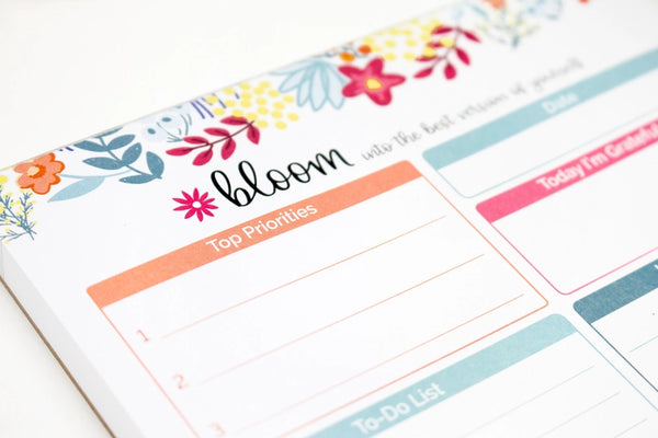 Floral Dots Daily Planning Pad 6x9in