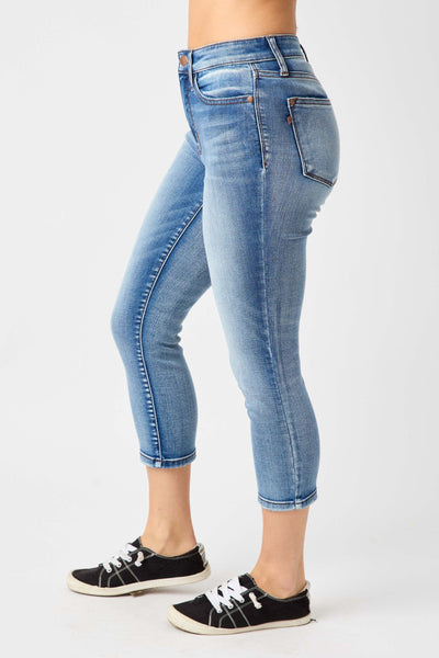 Mid Rise Capri Jeans