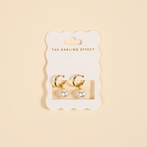 Standout Earrings–Dainty Pearl