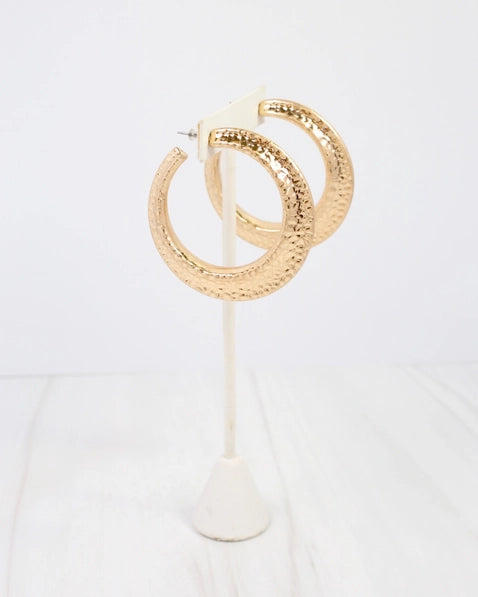 Greensboro Hammered Hoop Earring | Worn Gold