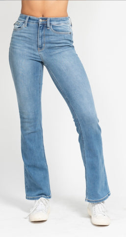 High Waist Classic Contrast Wash Bootcut Judy Blue Jeans